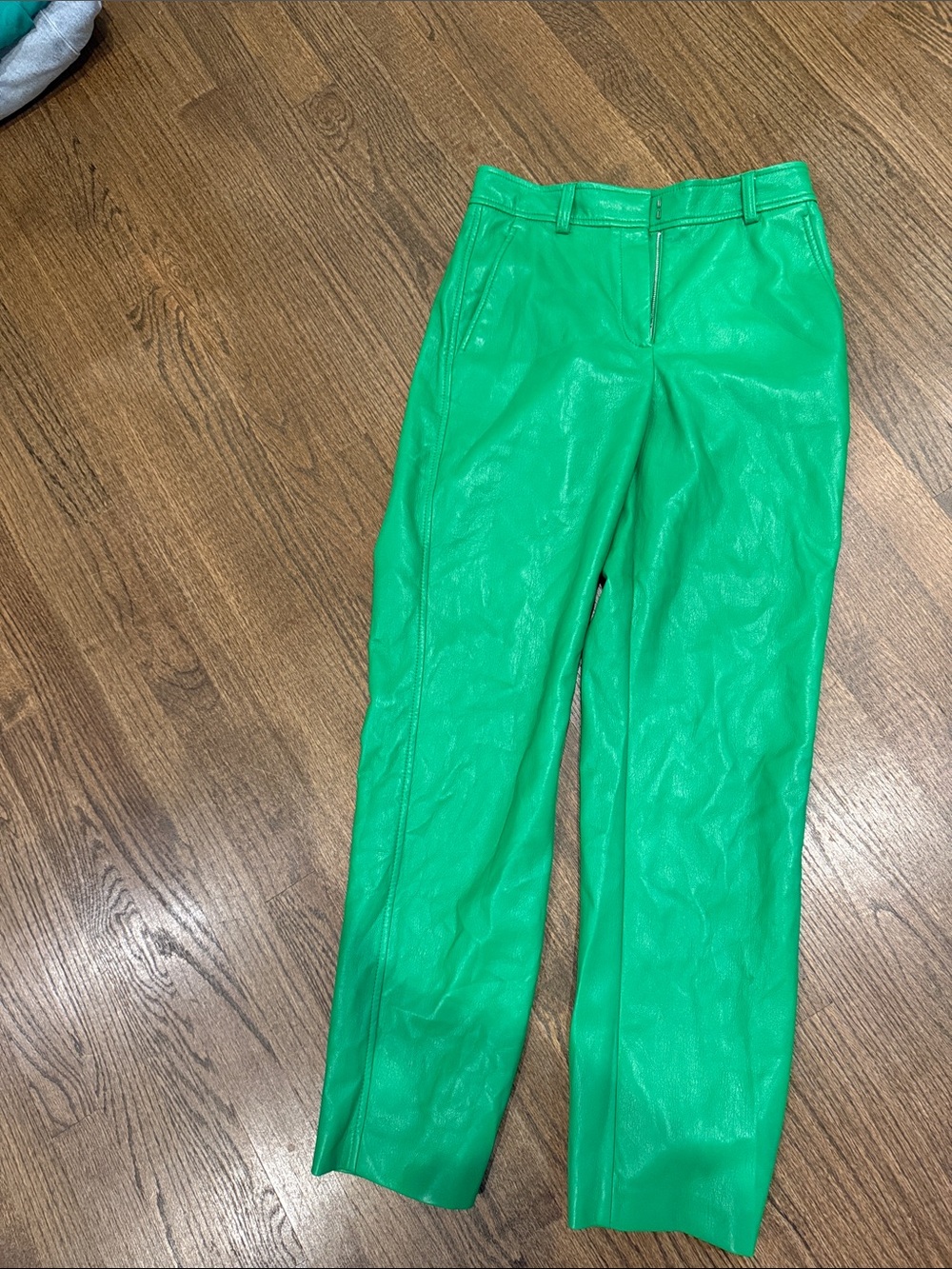 Aritzia Straight Leg Pants in Bright Green